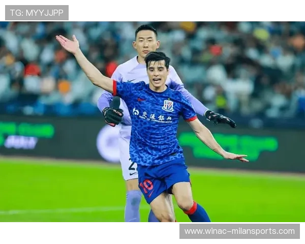 上海申花被柔佛逆转，换人策略遭球迷质疑，上海申花是谁