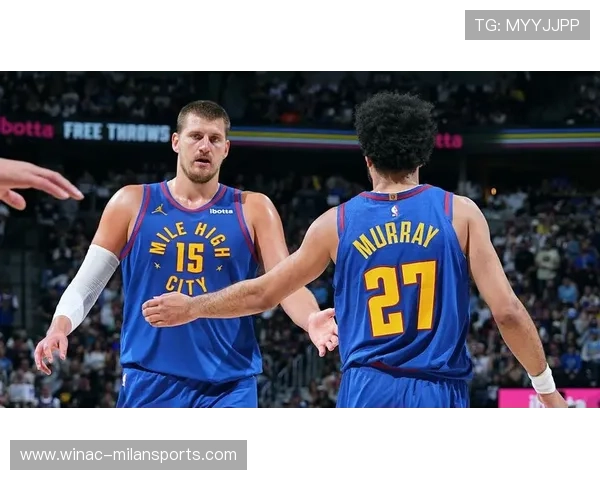 约基奇空中分球送到内线扣篮,掘金掌控全场 约基奇空中分球送到内线扣篮,掘金掌控全场