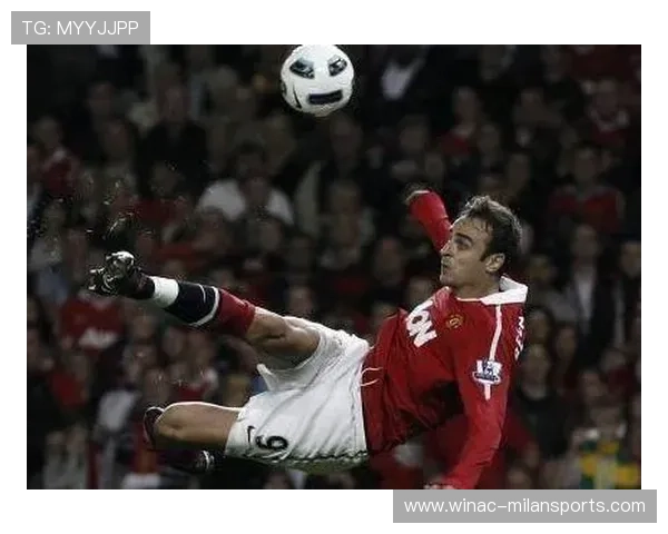 前锋倒钩入选赛季最佳进球短名单：一脚惊艳的传奇时刻